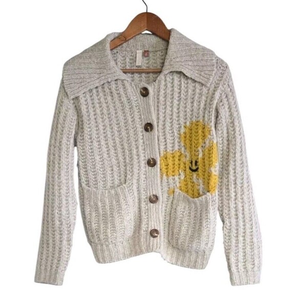 Anthropologie Sweaters - Anthropologie Pilcro Wool Flower Cardigan Sweater Womens  XS Tan Cheerful Smile